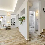 Appartement Naxian Nest 2br Near - Semi Basement Naxos City