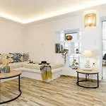 Naxian Nest 2br Near - Semi Basement Naxos City