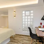 Appartement Naxian Nest 2br Near - Semi Basement *