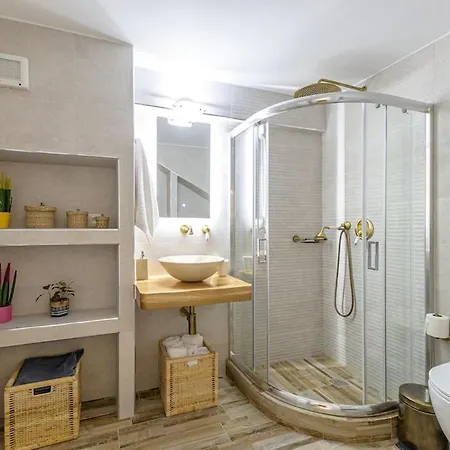 아파트 2br Near - - Semi Basement *