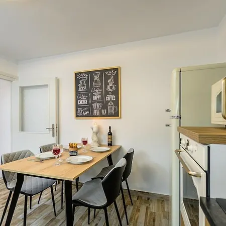 2br Near - - Semi Basement * Naxos City